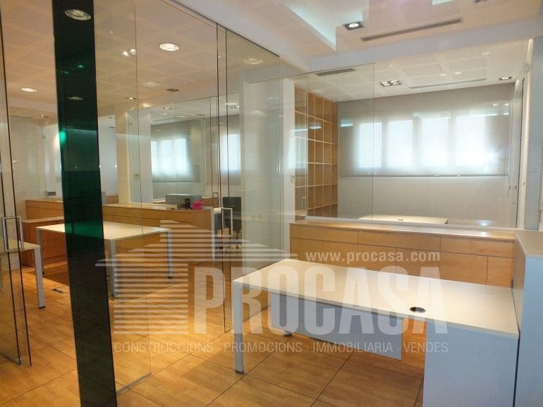 Kommersiell til salgs i Empuriabrava - € 480 000 (Ref: 7955317)