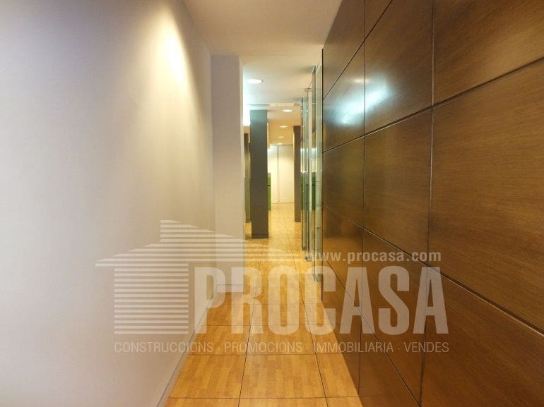 Kommersiell til salgs i Empuriabrava - € 480 000 (Ref: 7955317)