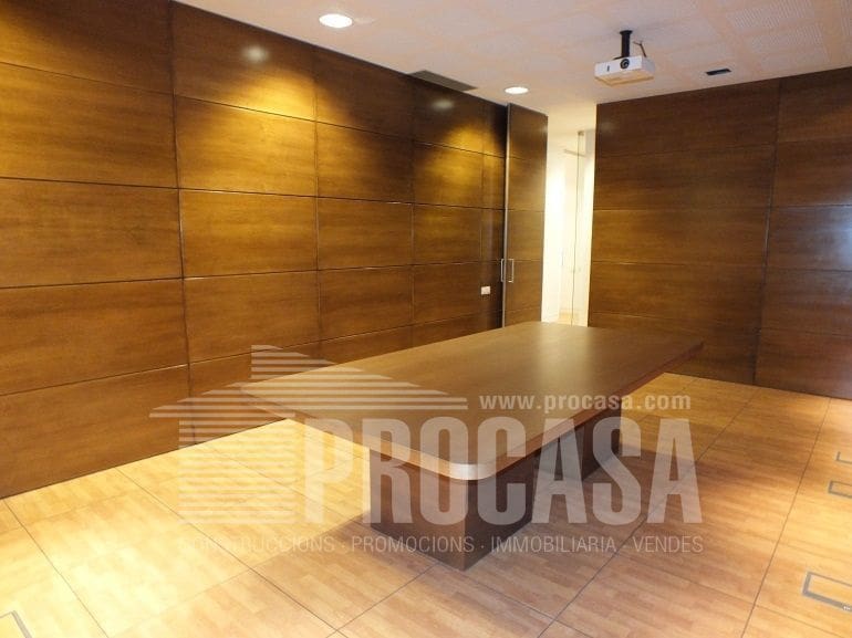 Kommersiell til salgs i Empuriabrava - € 480 000 (Ref: 7955317)