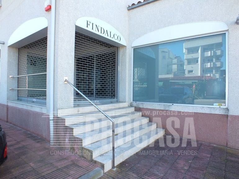 Kommersiell til salgs i Empuriabrava - € 480 000 (Ref: 7955317)