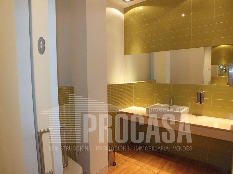 Kommersiell til salgs i Empuriabrava - € 480 000 (Ref: 7955317)