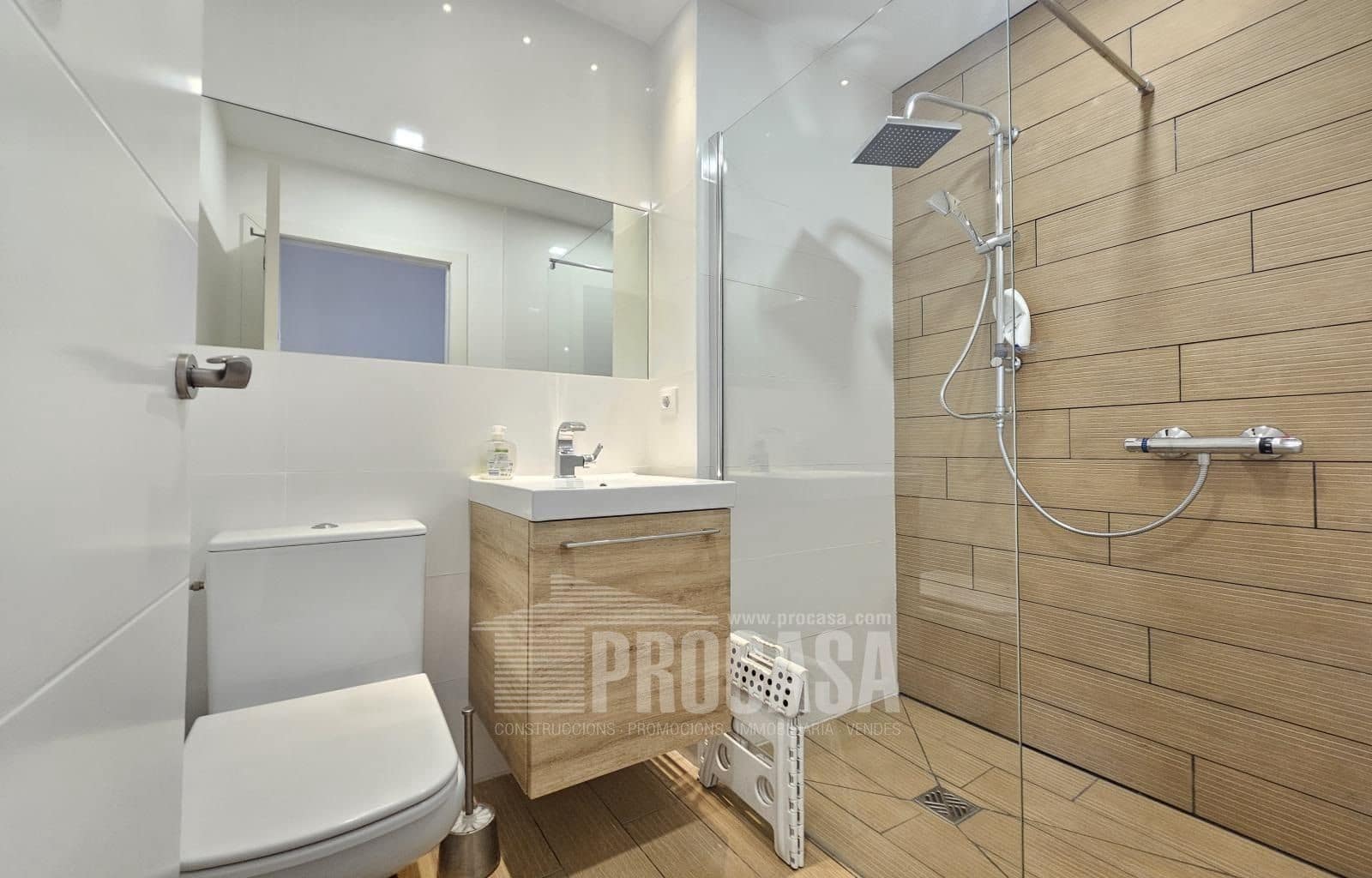 4 slaapkamer Villa te koop in Empuriabrava met zwembad garage - € 1.195.000 (Ref: 7996993)