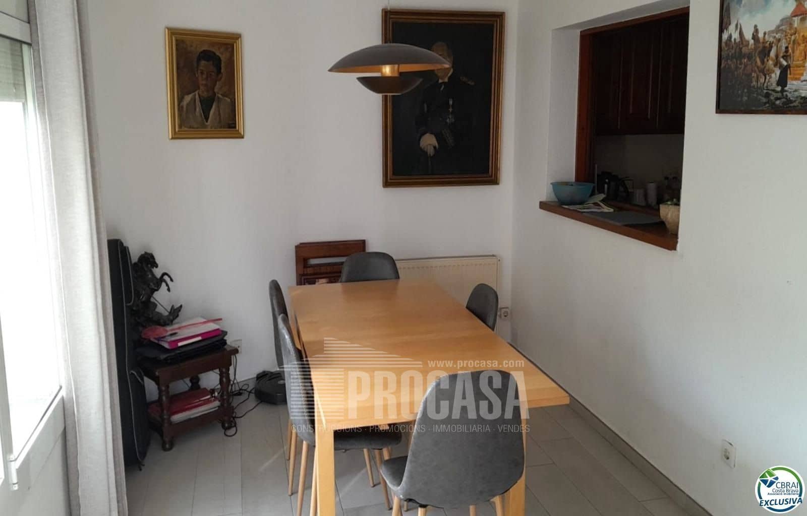 4 soveværelse Villa til salg i Empuriabrava med swimmingpool garage - € 349.000 (Ref: 8024634)