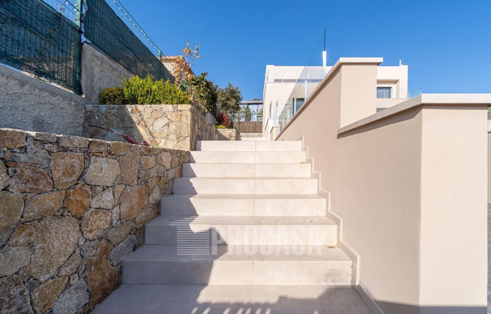 4 bedroom Villa for sale in Palau-saverdera with pool garage - € 895,000 (Ref: 8154945)