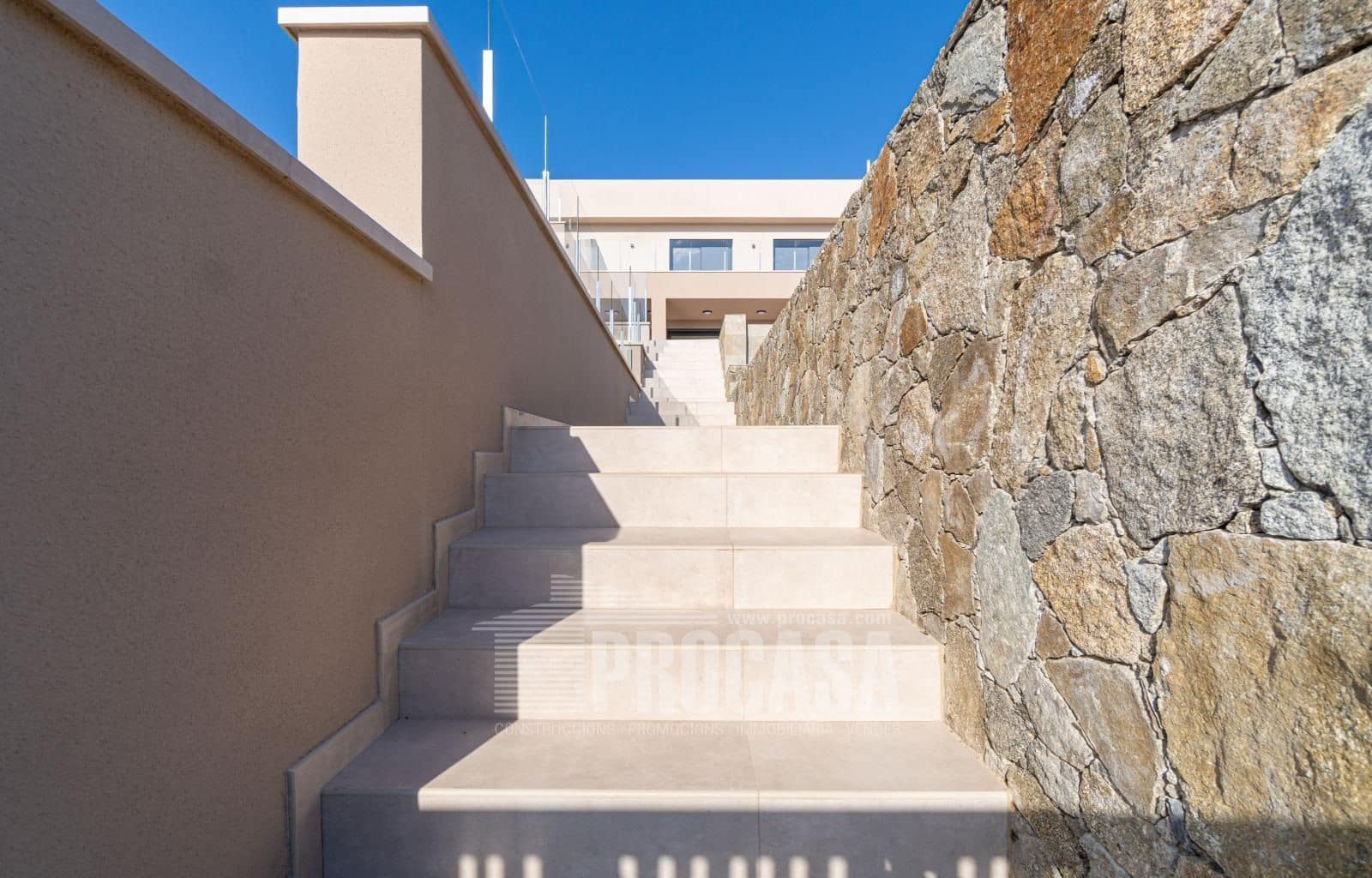 4 bedroom Villa for sale in Palau-saverdera with pool garage - € 895,000 (Ref: 8154945)