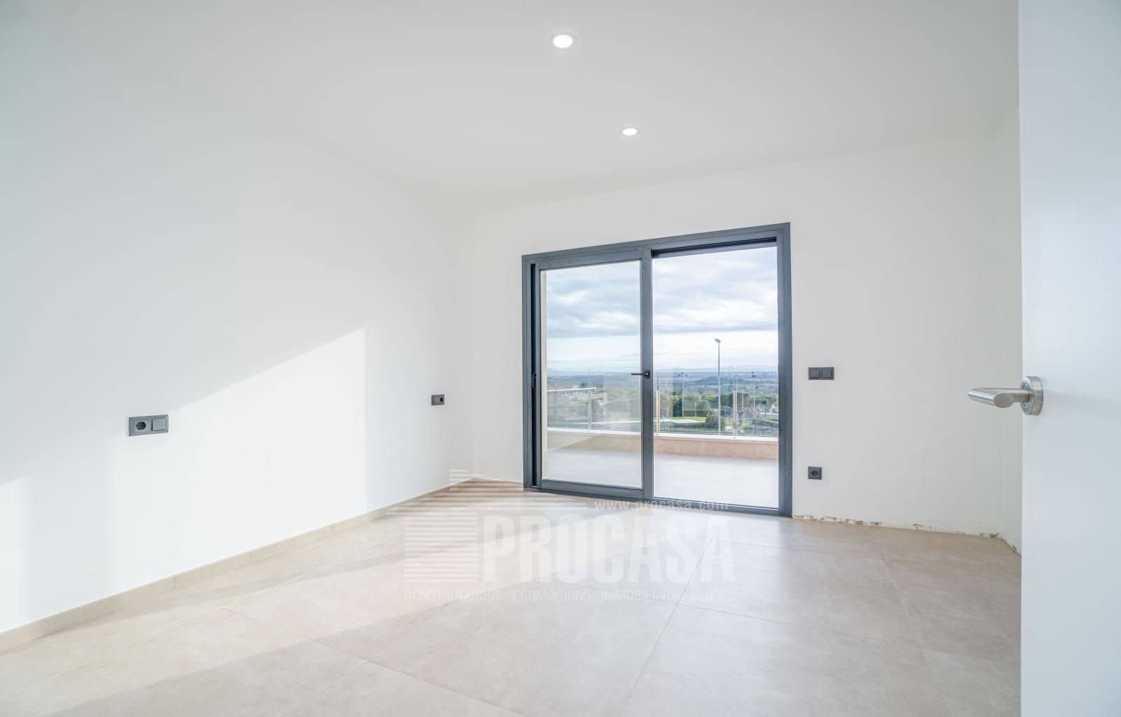 4 bedroom Villa for sale in Palau-saverdera with pool garage - € 895,000 (Ref: 8154945)