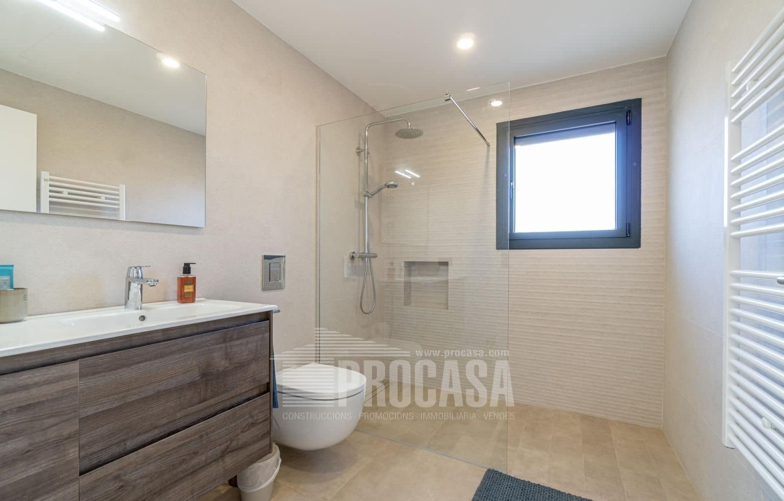 4 bedroom Villa for sale in Palau-saverdera with pool garage - € 895,000 (Ref: 8154945)