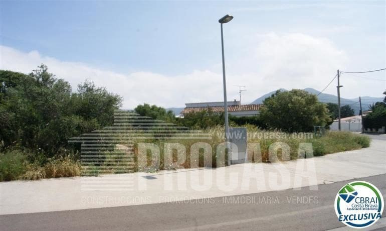 Building Plot for sale in Roses - € 162,000 (Ref: 8195071)