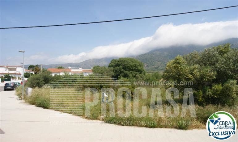 Building Plot for sale in Roses - € 162,000 (Ref: 8195071)