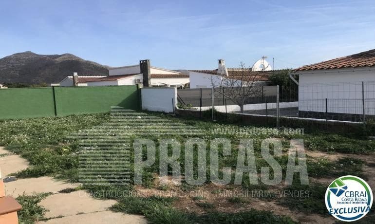 5 bedroom Villa for sale in Roses - € 460,000 (Ref: 8199273)