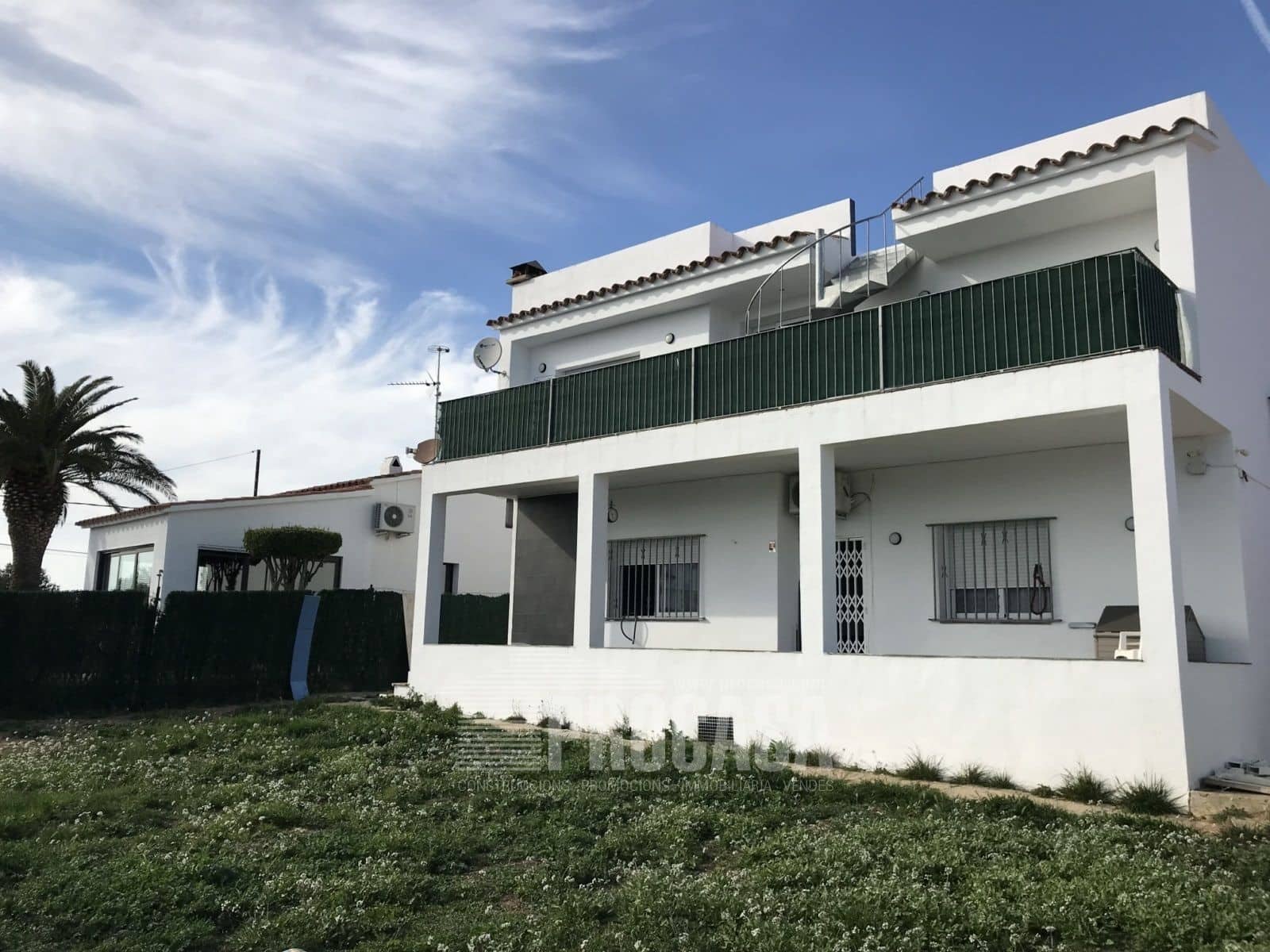 5 bedroom Villa for sale in Roses - € 460,000 (Ref: 8199273)