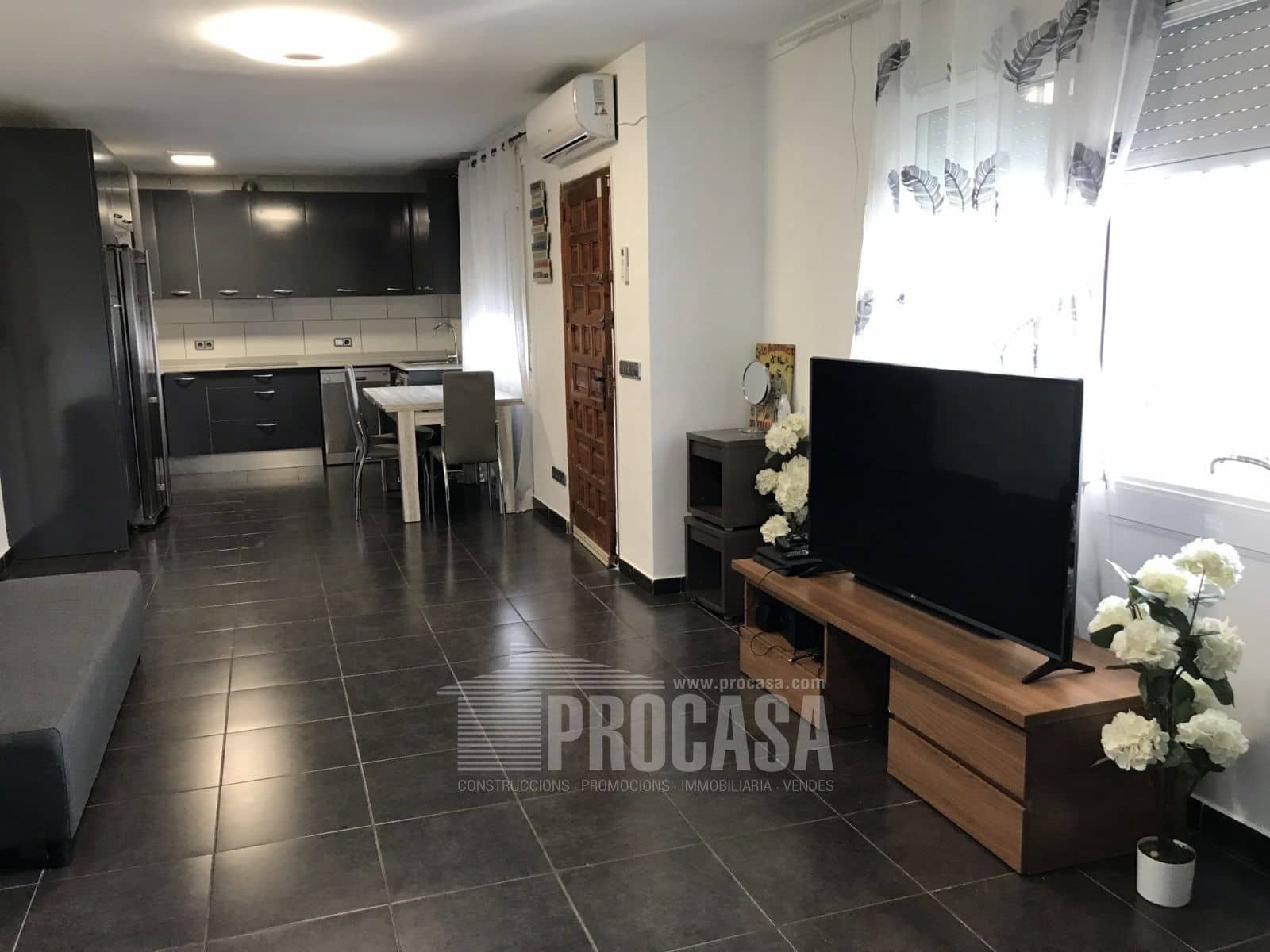 5 bedroom Villa for sale in Roses - € 460,000 (Ref: 8199273)