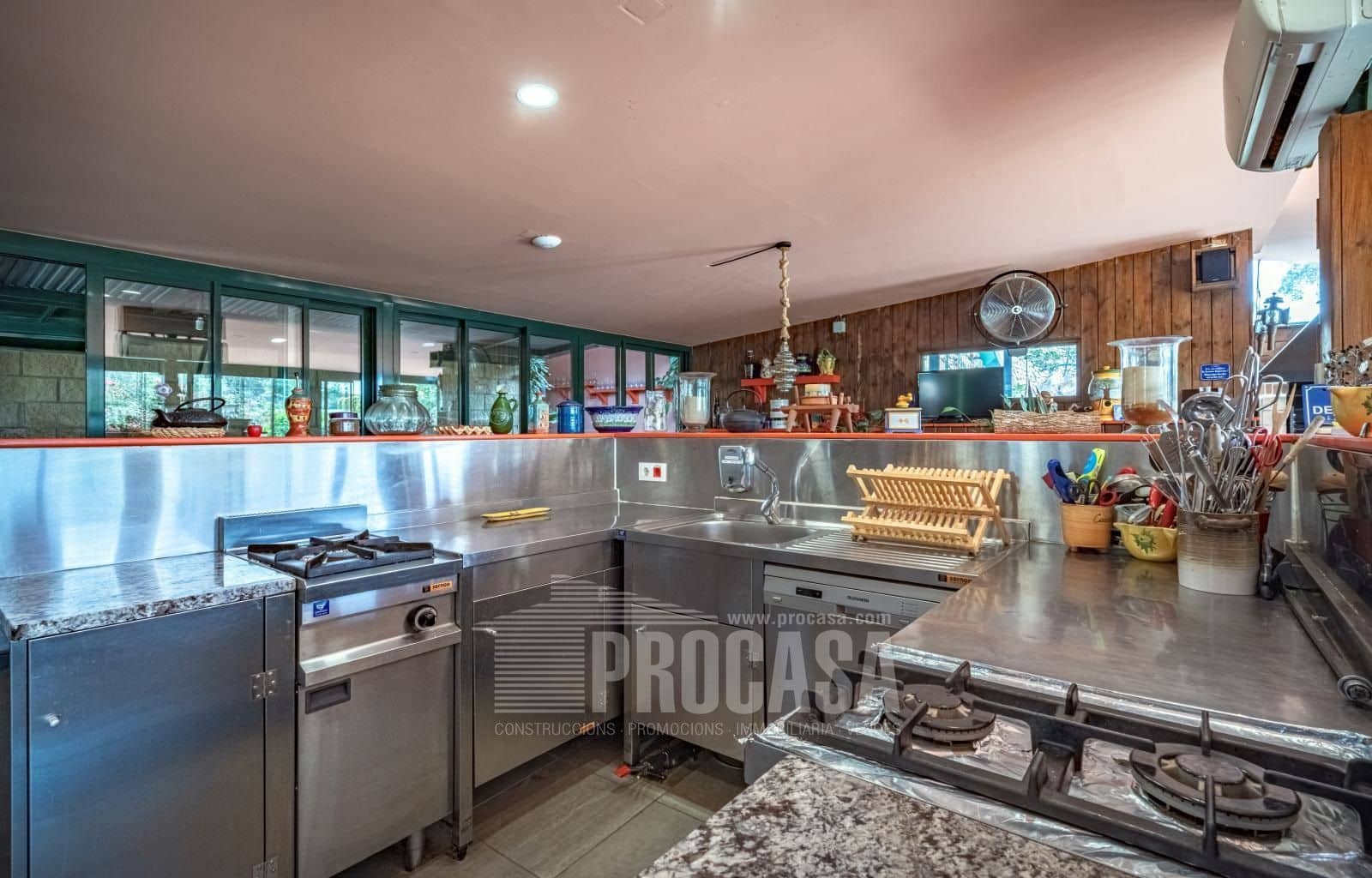 3 soverom Villa til salgs i Masarac med svømmebasseng garasje - € 975 000 (Ref: 8209875)