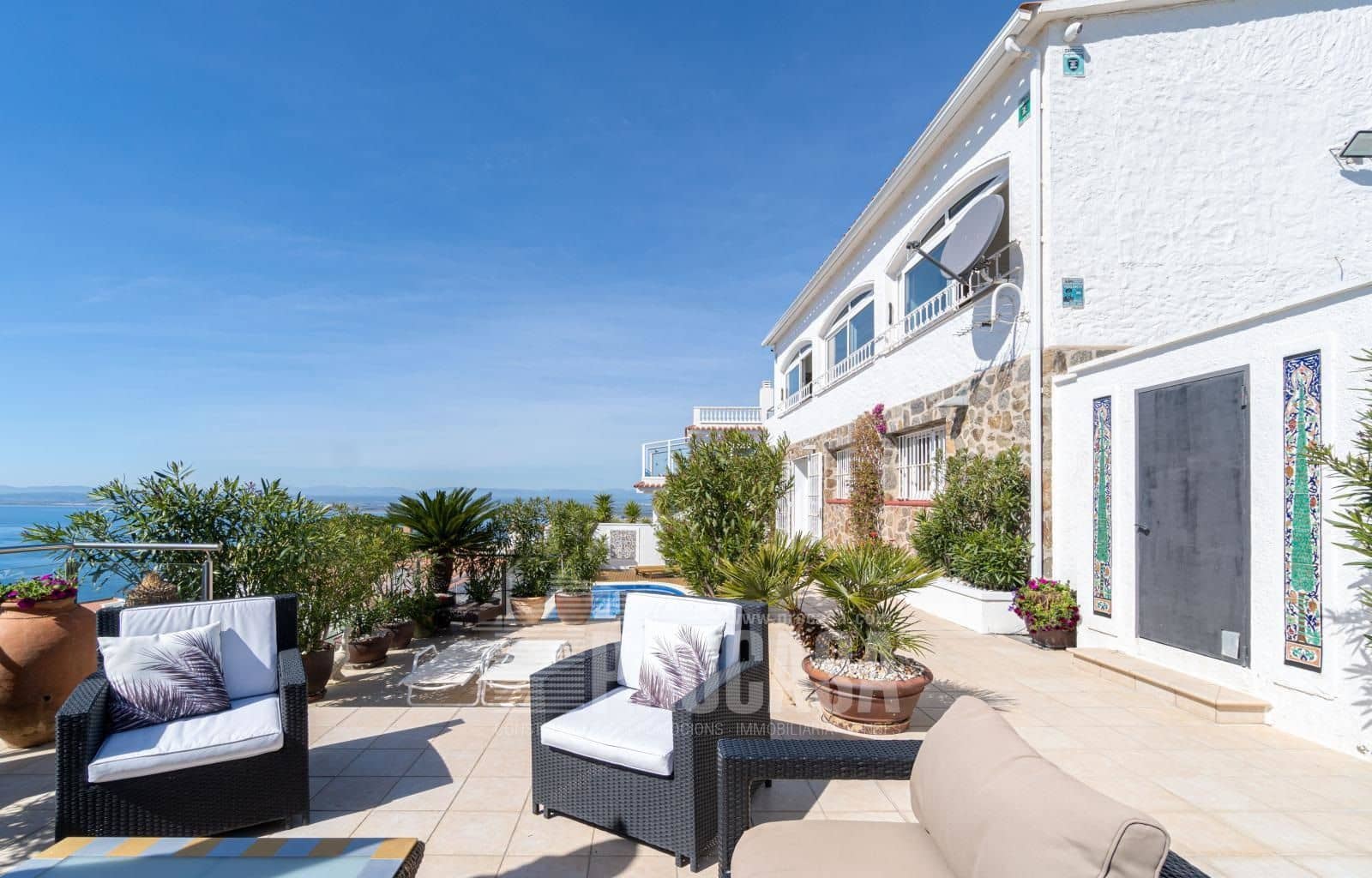 4 sypialnia Willa na sprzedaż w Roses z basenem garażem - 1 090 000 € (Ref: 8214715)