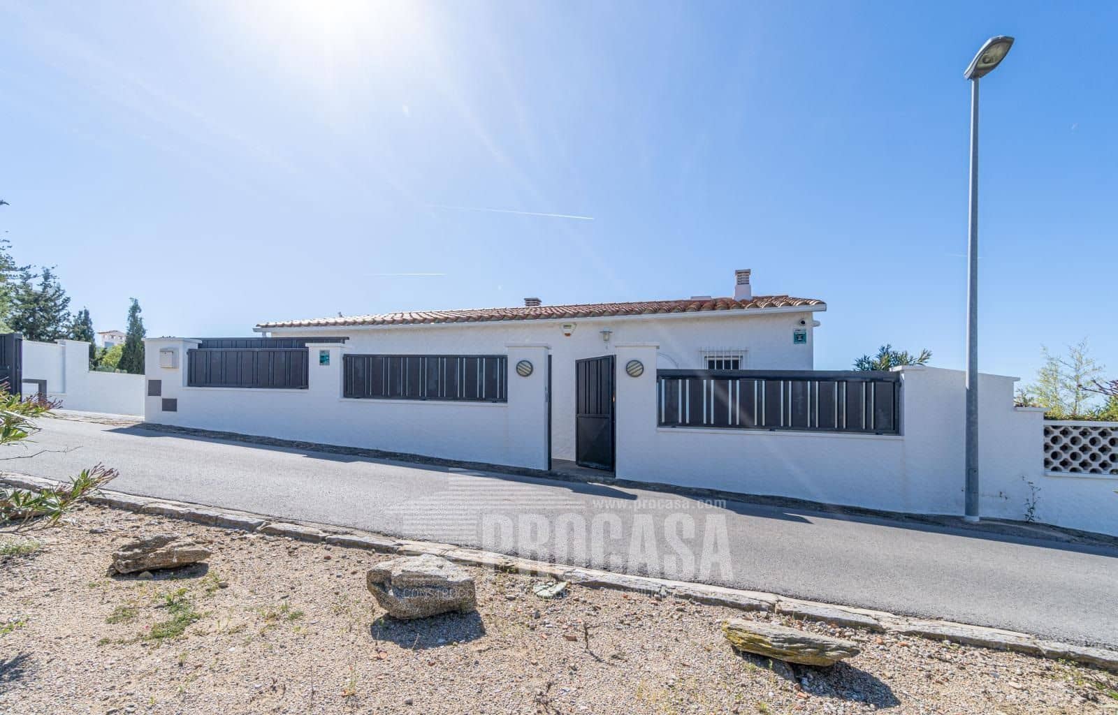 4 sypialnia Willa na sprzedaż w Roses z basenem garażem - 1 090 000 € (Ref: 8214715)