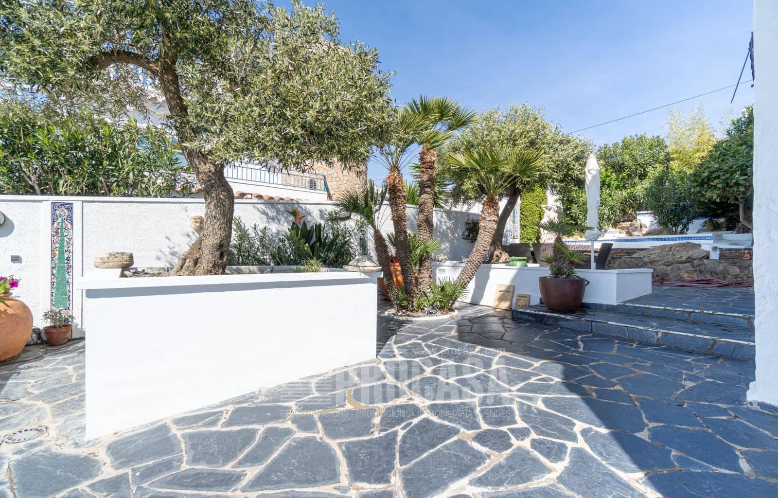 4 sypialnia Willa na sprzedaż w Roses z basenem garażem - 1 090 000 € (Ref: 8214715)