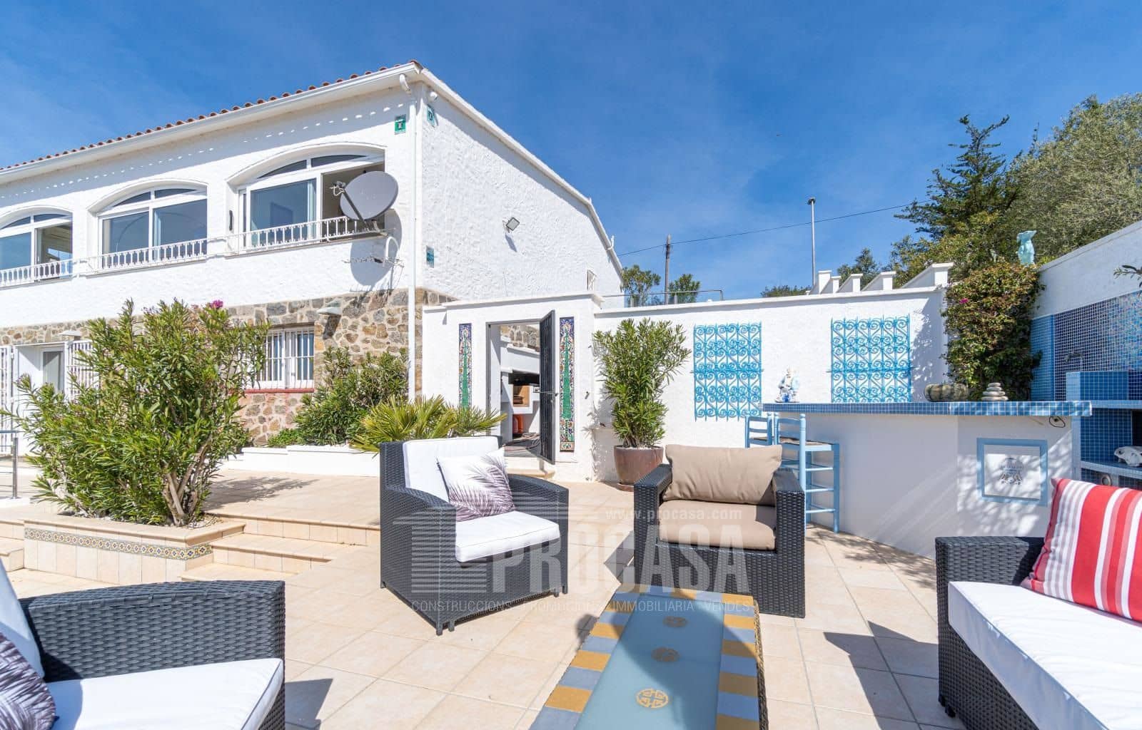 4 sypialnia Willa na sprzedaż w Roses z basenem garażem - 1 090 000 € (Ref: 8214715)