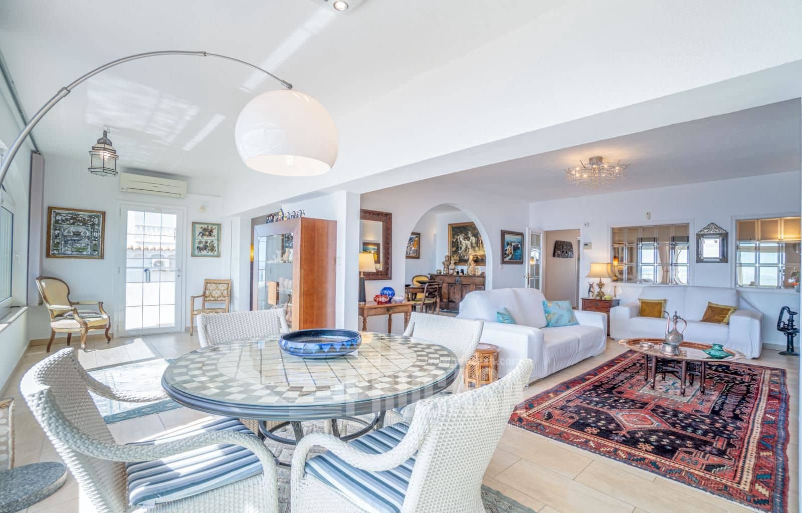 4 sypialnia Willa na sprzedaż w Roses z basenem garażem - 1 090 000 € (Ref: 8214715)