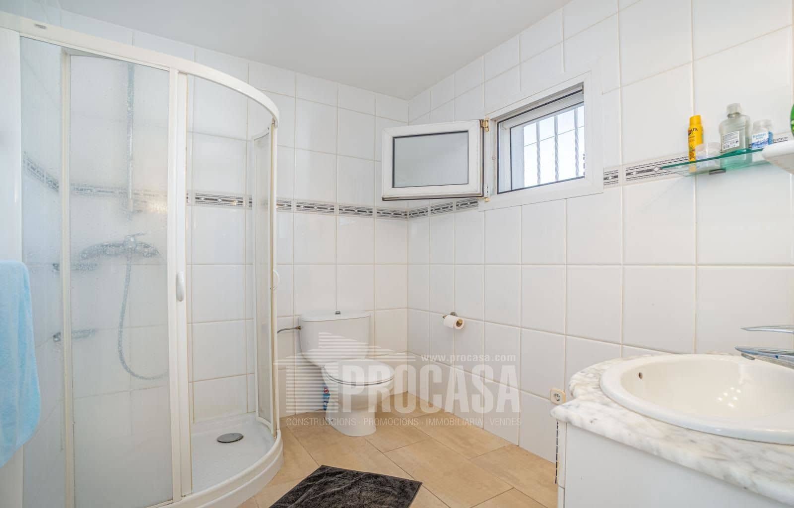 4 sypialnia Willa na sprzedaż w Roses z basenem garażem - 1 090 000 € (Ref: 8214715)