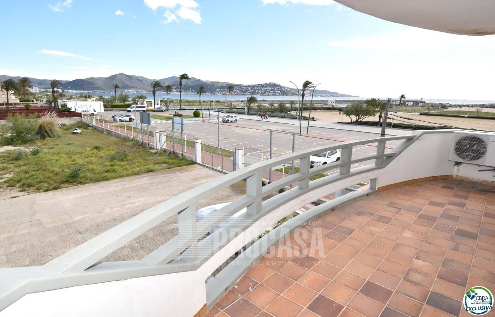 11 soverom Villa til salgs i Empuriabrava med svømmebasseng garasje - € 4 860 000 (Ref: 8227276)