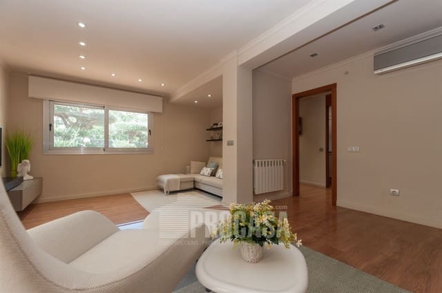 3 soveværelse Villa til salg i Roses med swimmingpool garage - € 675.000 (Ref: 8309705)