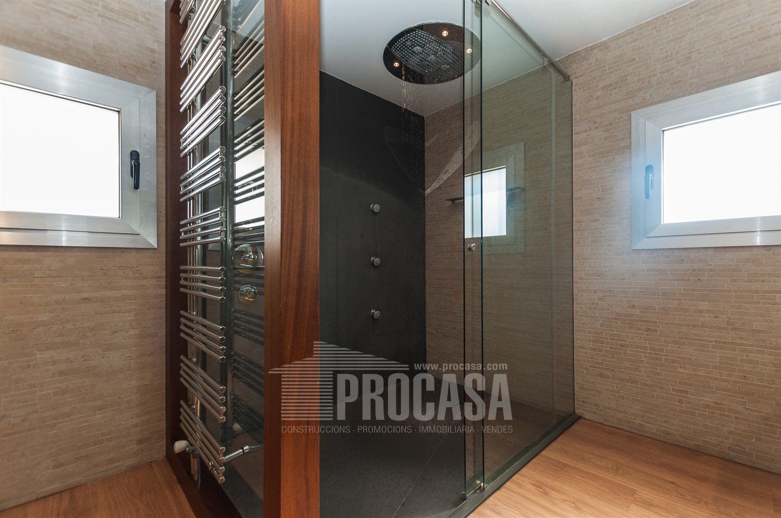 3 soveværelse Villa til salg i Roses med swimmingpool garage - € 675.000 (Ref: 8309705)