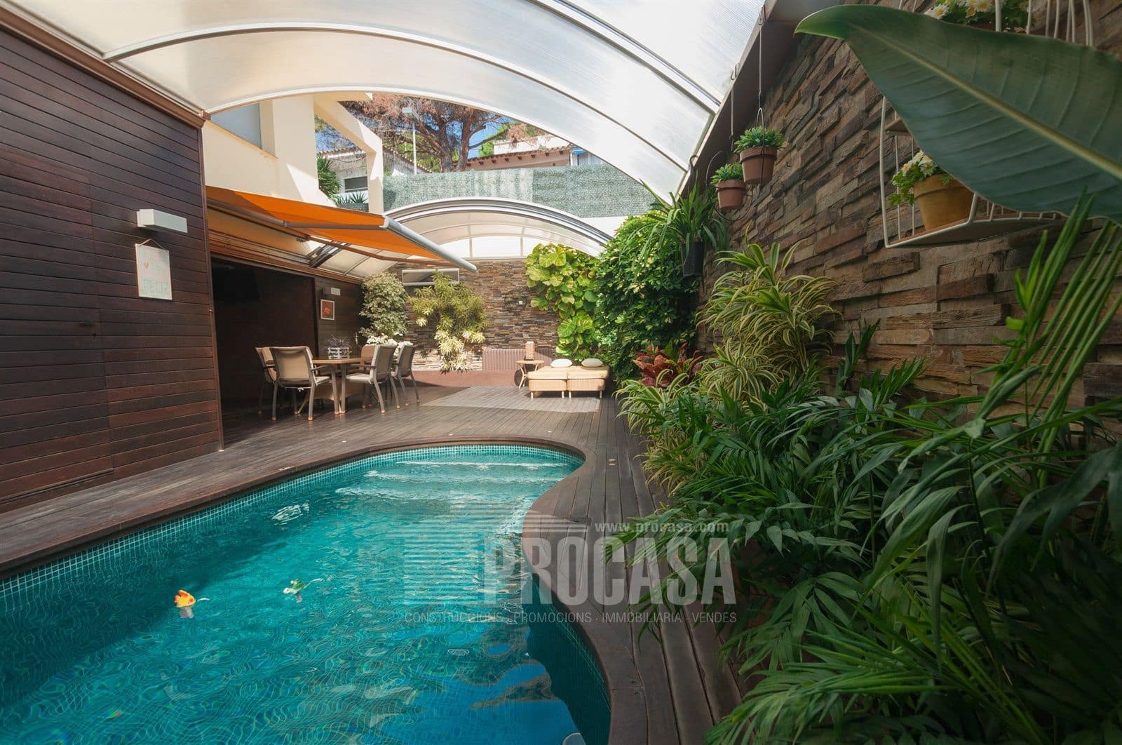 3 soveværelse Villa til salg i Roses med swimmingpool garage - € 675.000 (Ref: 8309705)