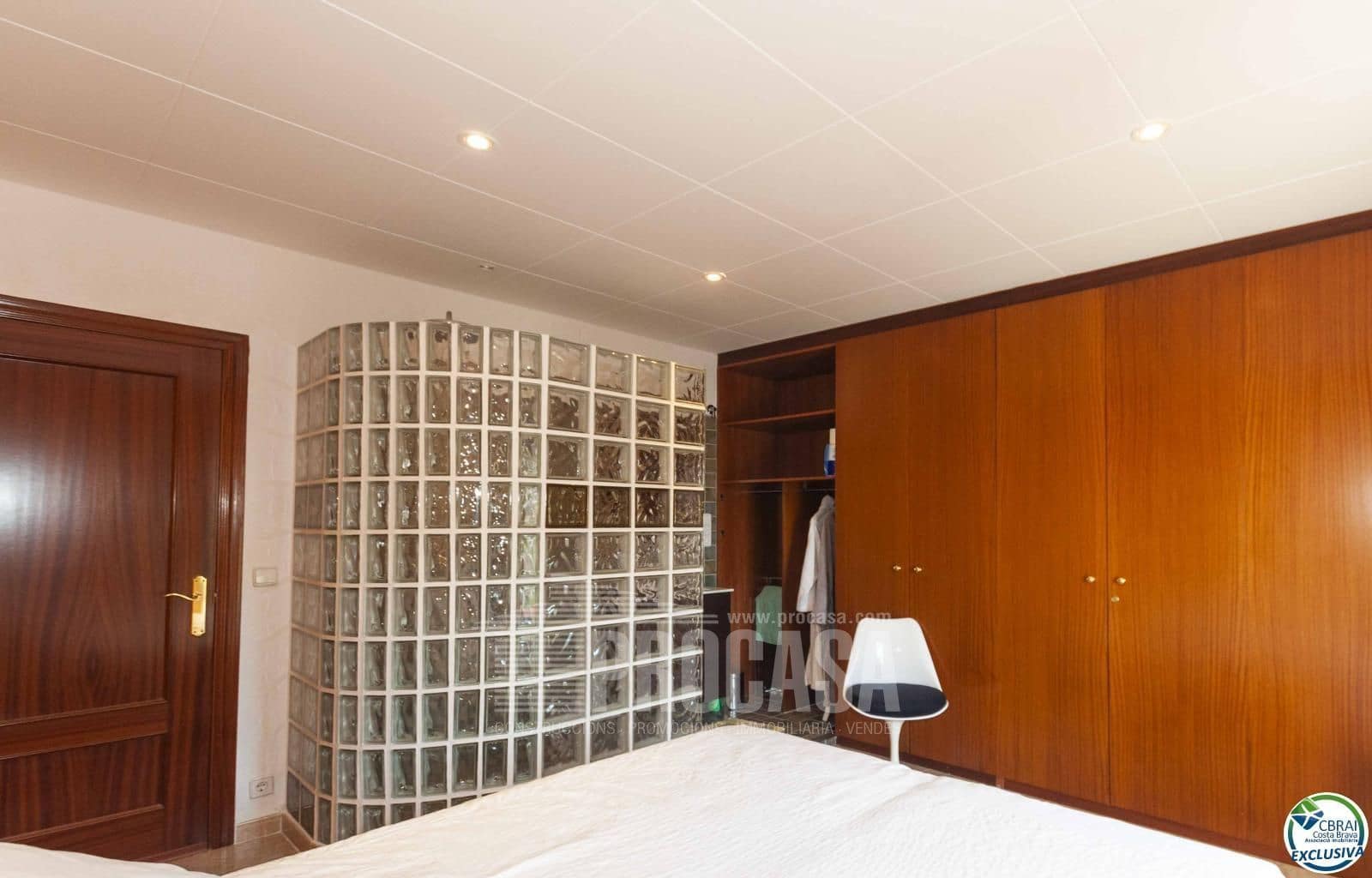 3 makuuhuone Asunto myytävänä paikassa Roses - 319 000 € (Ref: 8335507)