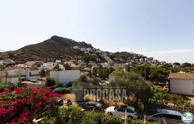 3 makuuhuone Asunto myytävänä paikassa Roses - 319 000 € (Ref: 8335507)