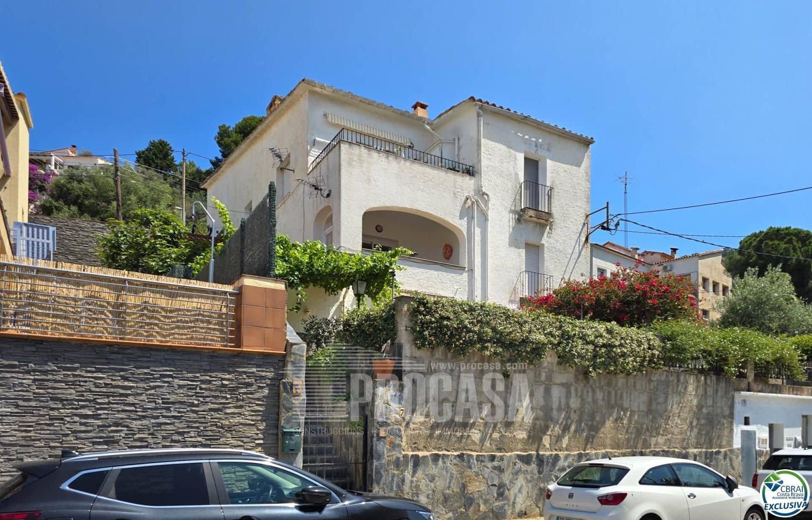 3 makuuhuone Asunto myytävänä paikassa Roses - 319 000 € (Ref: 8335507)