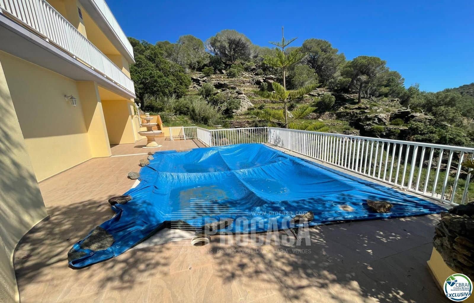 3 slaapkamer Villa te koop in Roses met zwembad garage - € 750.000 (Ref: 8348644)