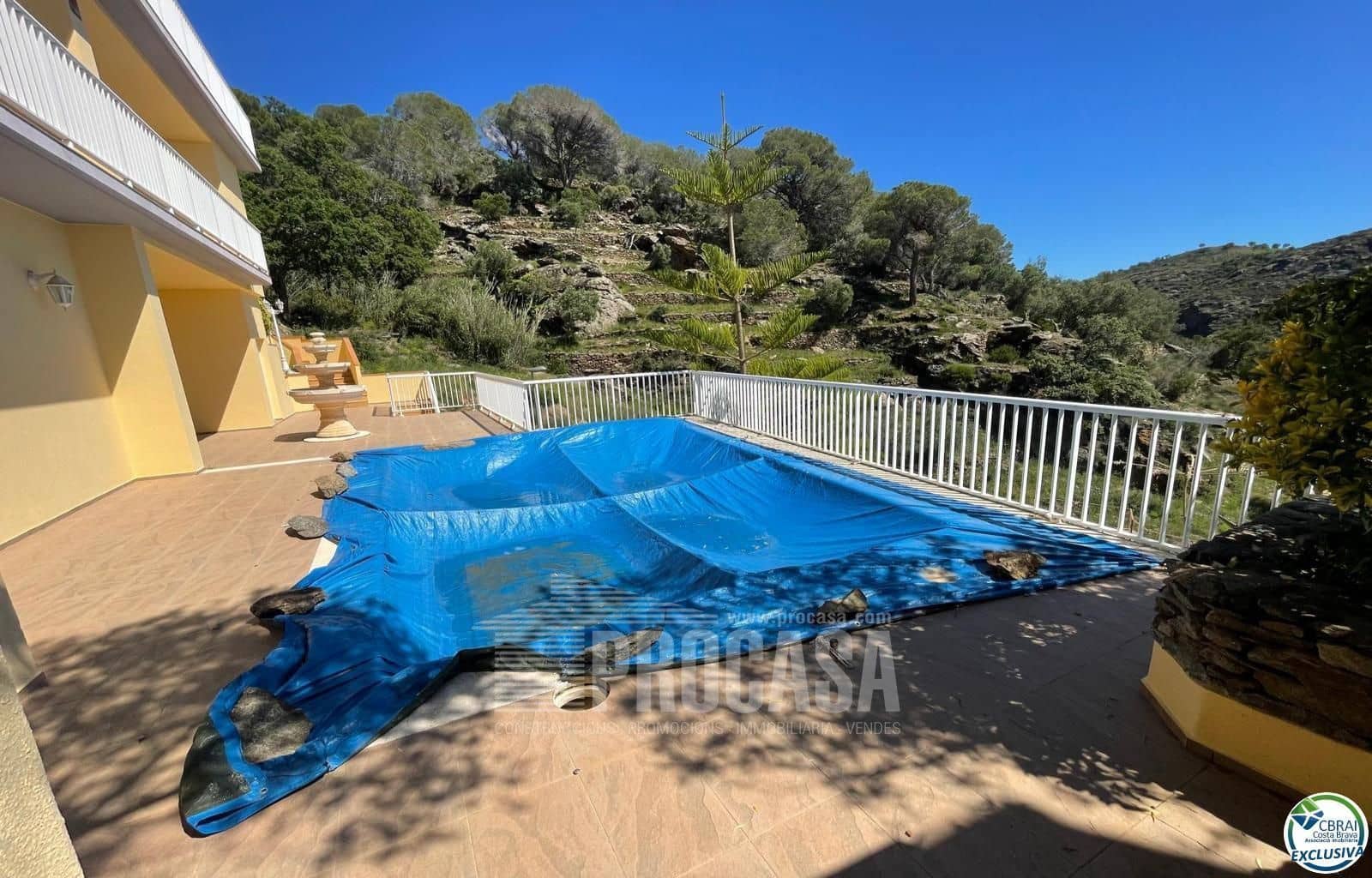 3 slaapkamer Villa te koop in Roses met zwembad garage - € 750.000 (Ref: 8348644)