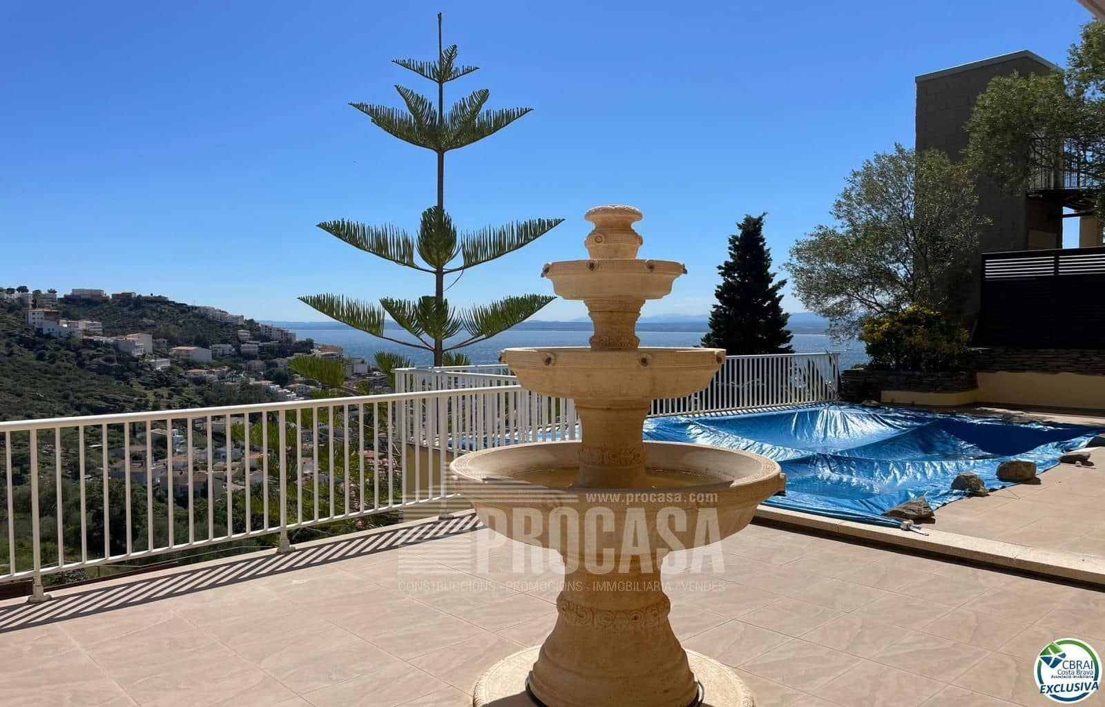 3 slaapkamer Villa te koop in Roses met zwembad garage - € 750.000 (Ref: 8348644)