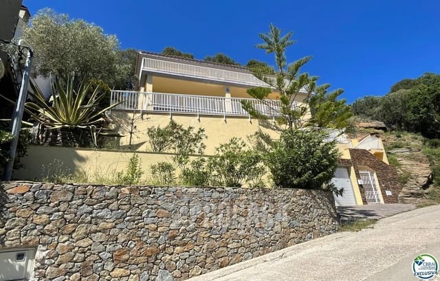 3 slaapkamer Villa te koop in Roses met zwembad garage - € 750.000 (Ref: 8348644)