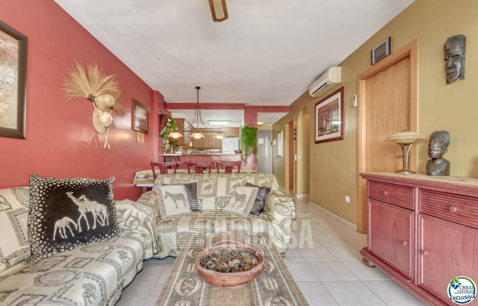 2 slaapkamer Flat te koop in Roses met zwembad garage - € 298.000 (Ref: 8411896)