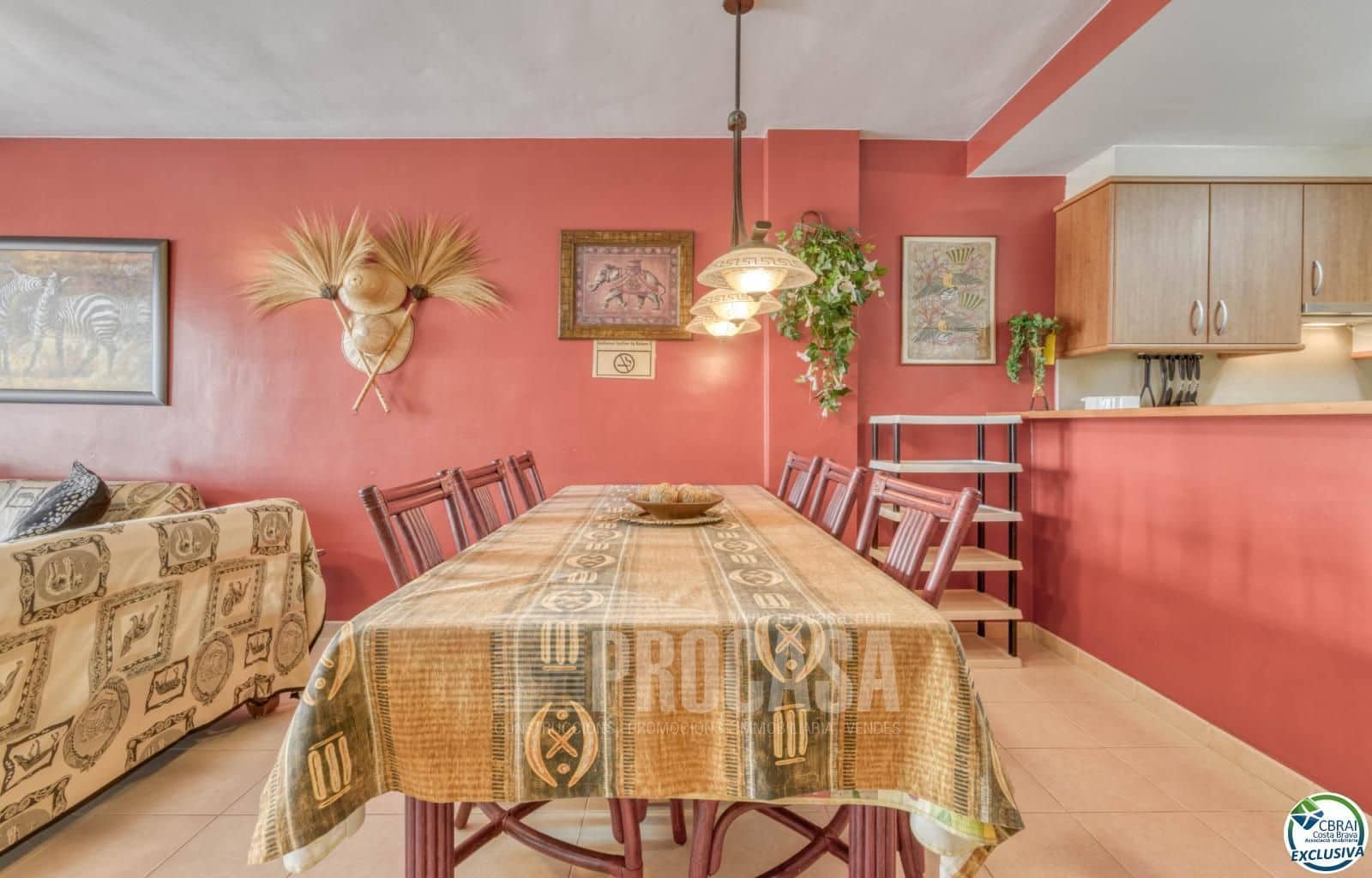 2 slaapkamer Flat te koop in Roses met zwembad garage - € 298.000 (Ref: 8411896)