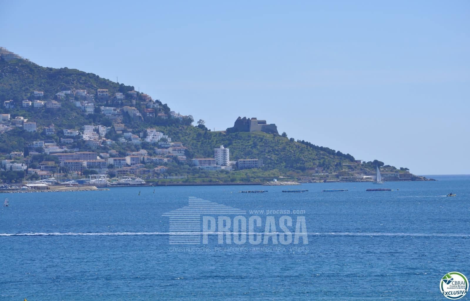 2 slaapkamer Flat te koop in Roses met zwembad garage - € 298.000 (Ref: 8411896)