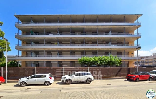 2 slaapkamer Flat te koop in Santa Margarida, Roses met zwembad garage - € 298.000 (Ref: 8411896)