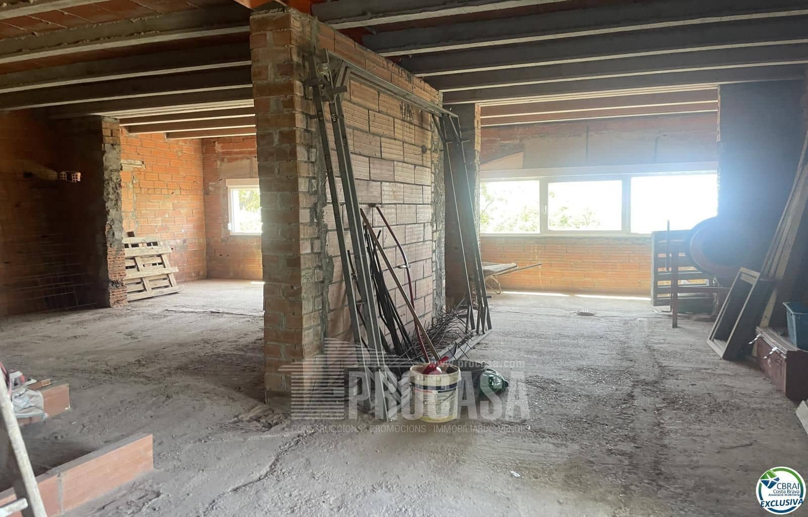 2 soverom Villa til salgs i El Mas Fumats med garasje - € 389 000 (Ref: 8416231)