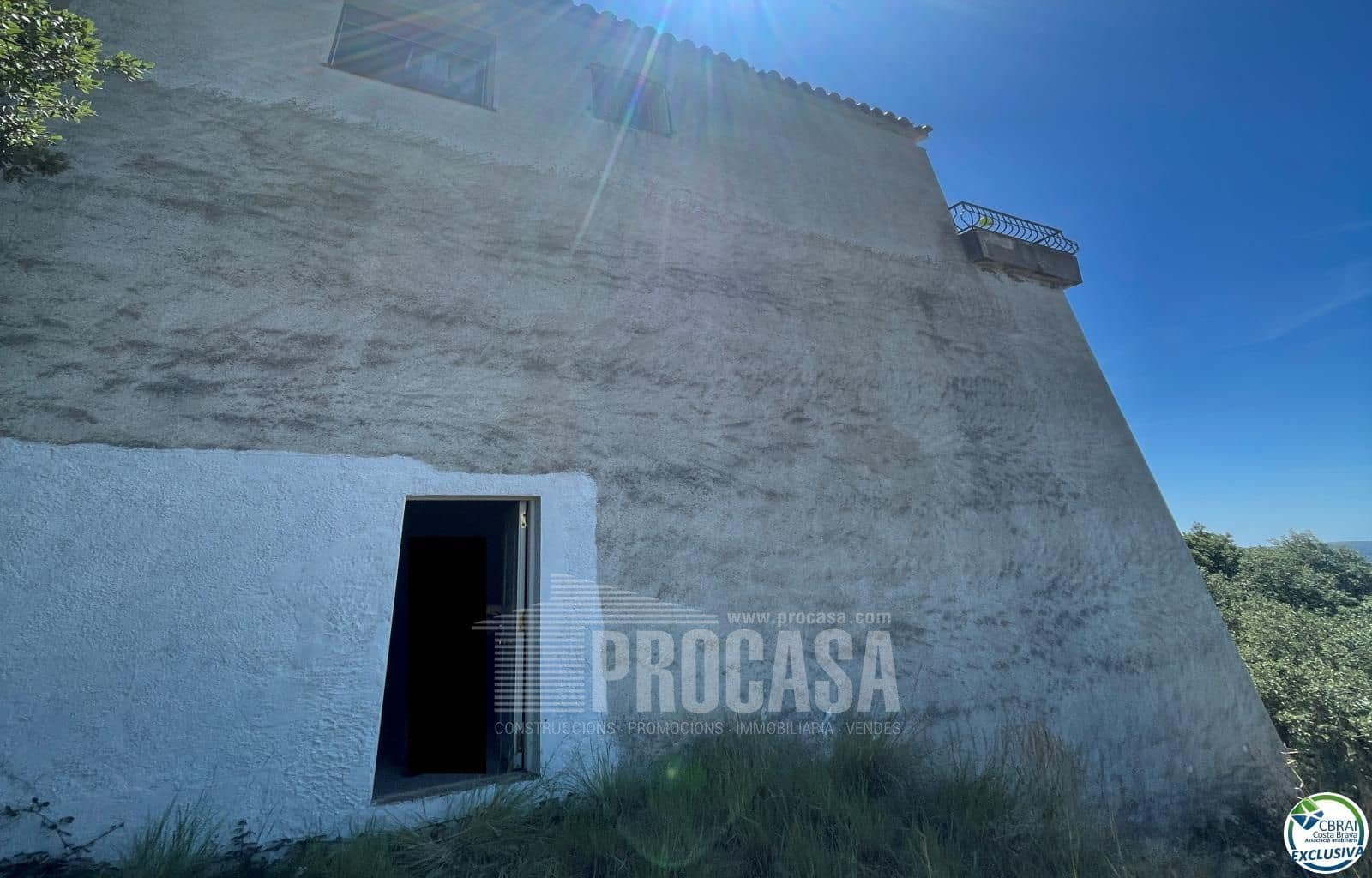 2 soverom Villa til salgs i El Mas Fumats med garasje - € 389 000 (Ref: 8416231)