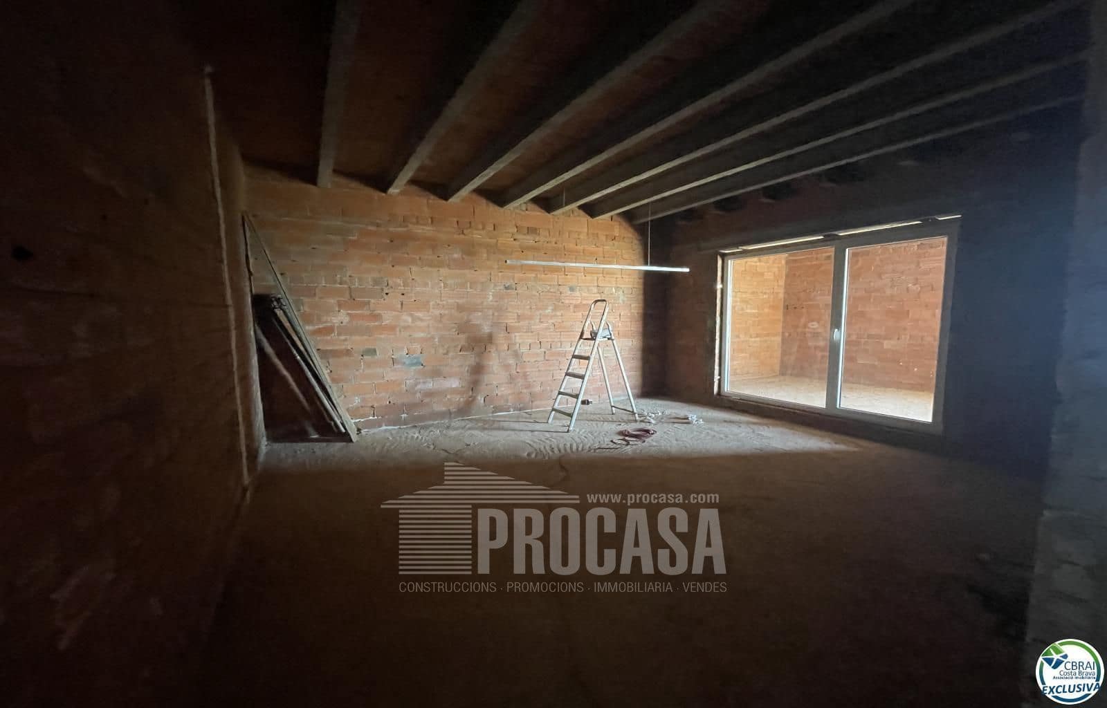 2 soverom Villa til salgs i El Mas Fumats med garasje - € 389 000 (Ref: 8416231)