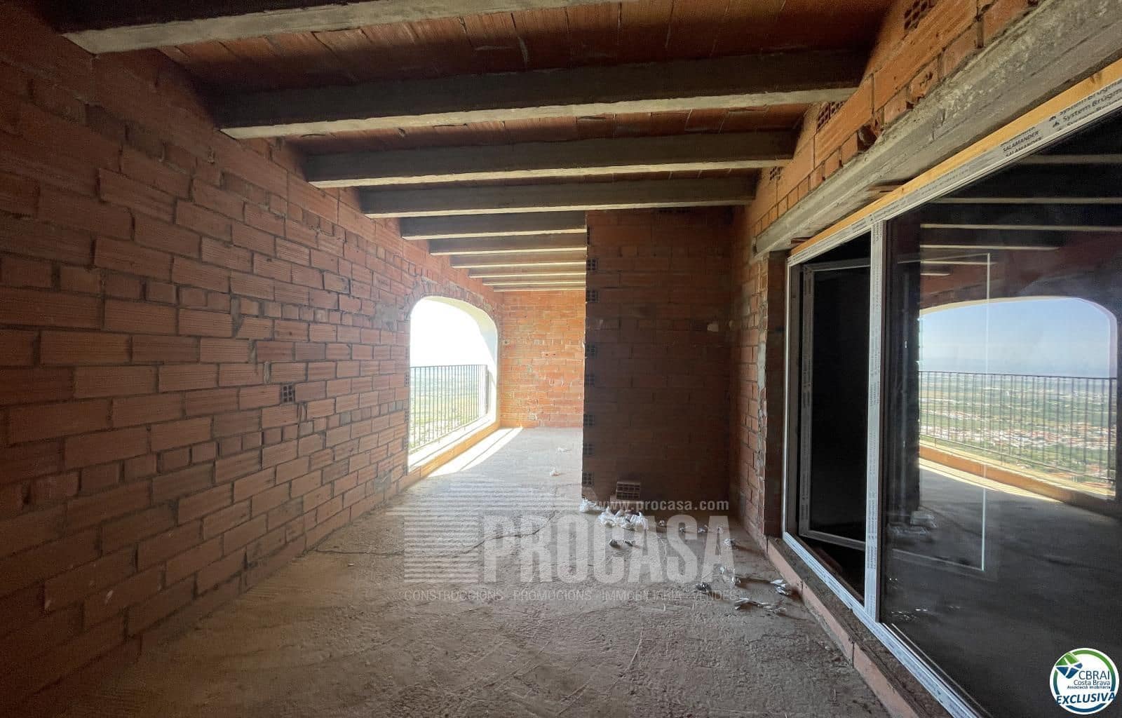 2 soverom Villa til salgs i El Mas Fumats med garasje - € 389 000 (Ref: 8416231)