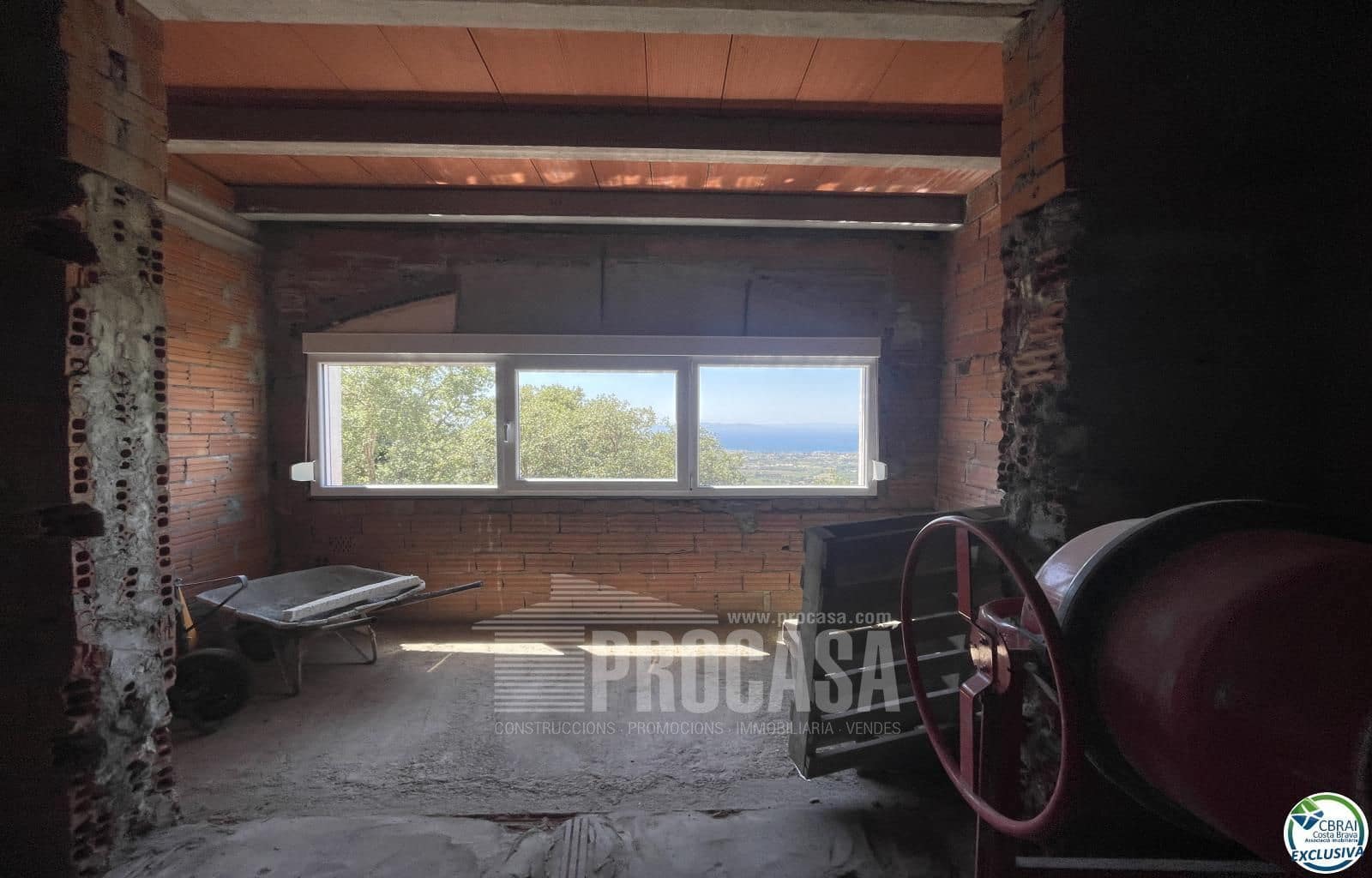 2 soverom Villa til salgs i El Mas Fumats med garasje - € 389 000 (Ref: 8416231)