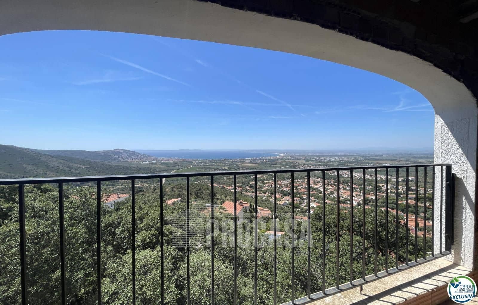 2 soverom Villa til salgs i El Mas Fumats med garasje - € 389 000 (Ref: 8416231)