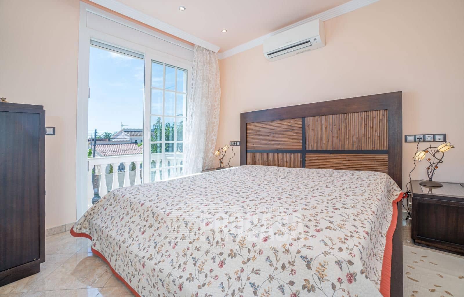 3 Zimmer Villa zu verkaufen in Empuriabrava mit Pool Garage - 1.199.000 € (Ref: 8423695)