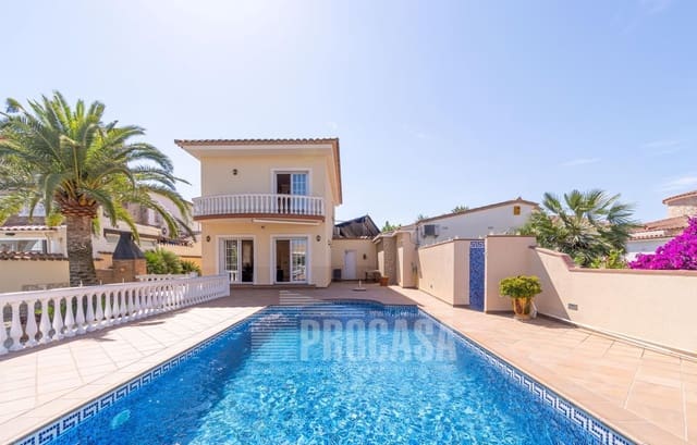 3 chambre Villa/Maison à vendre à Empuriabrava, Castelló d'Empúries avec piscine garage - 1 199 000 € (Ref: 8423695)