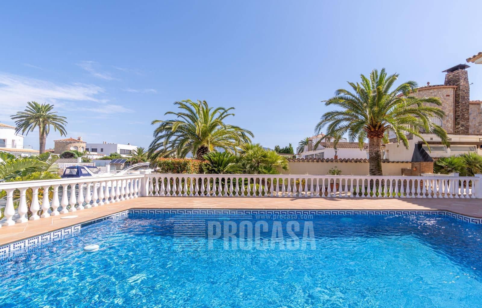 3 Zimmer Villa zu verkaufen in Empuriabrava mit Pool Garage - 1.199.000 € (Ref: 8423695)