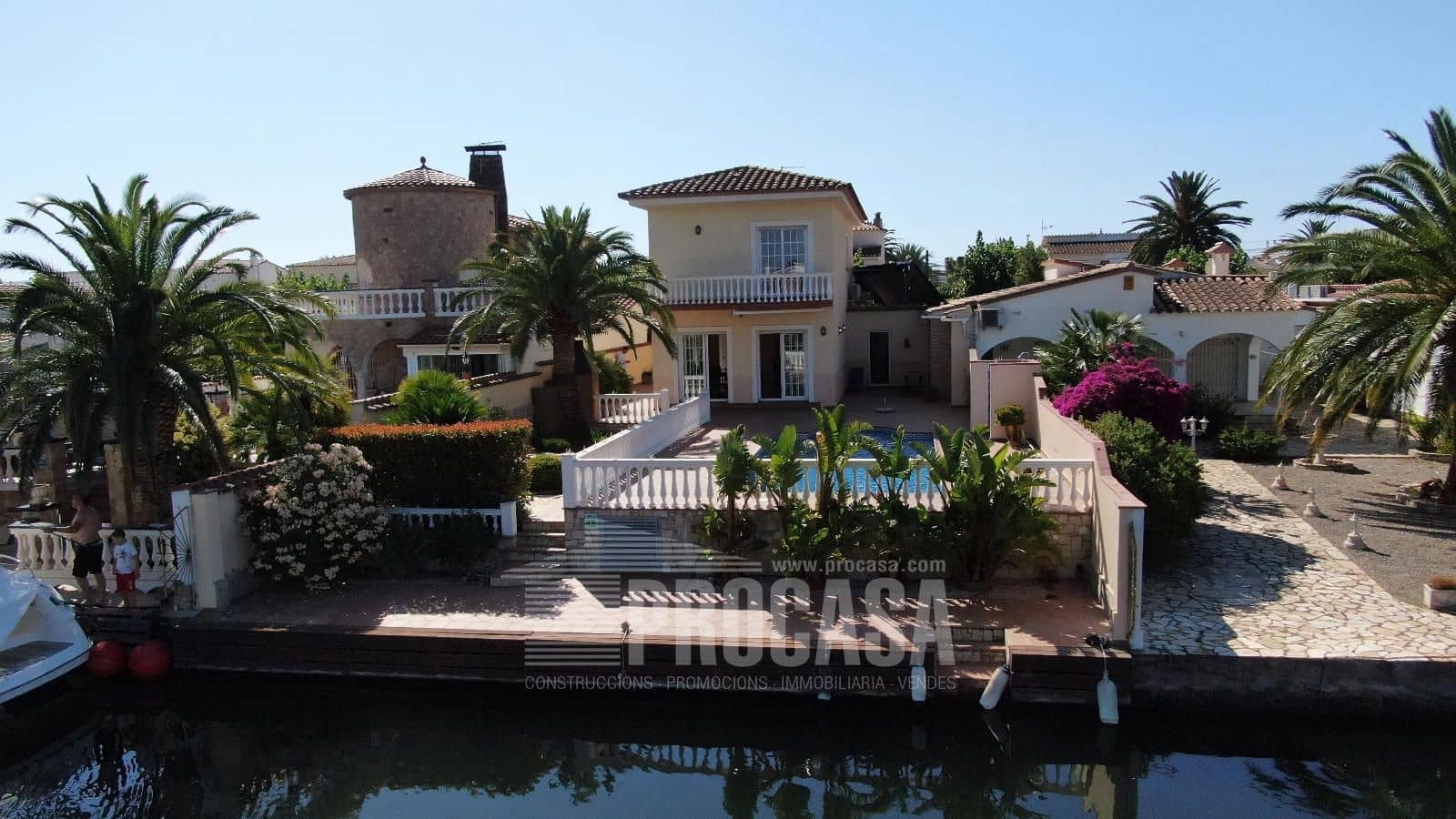 3 Zimmer Villa zu verkaufen in Empuriabrava mit Pool Garage - 1.199.000 € (Ref: 8423695)