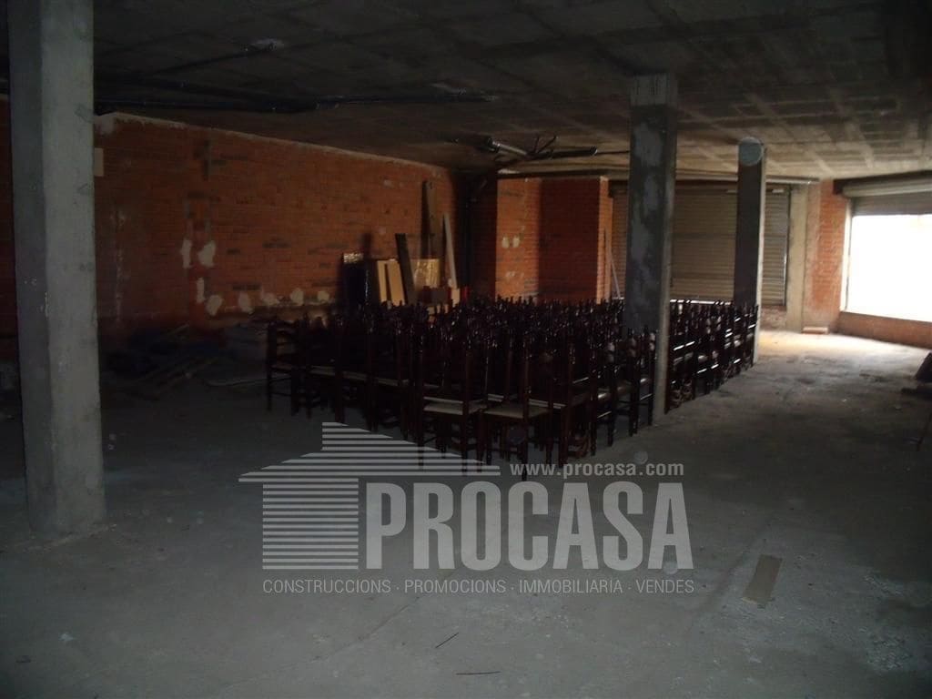 Kommersiell till salu i Roses - 375 000 € (Ref: 8435816)