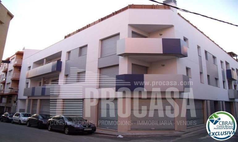 Kommersiell till salu i Roses - 375 000 € (Ref: 8435816)